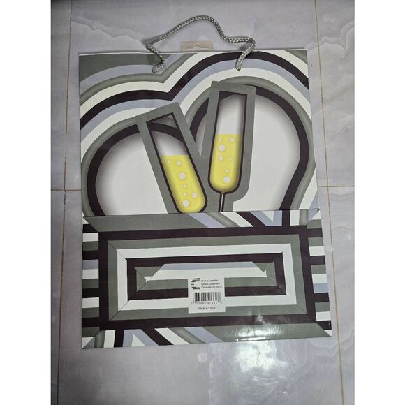 20/$12 "Congratulations" Wedding Engagement Glass Toast Party Gift Bag - Picture 2 of 2